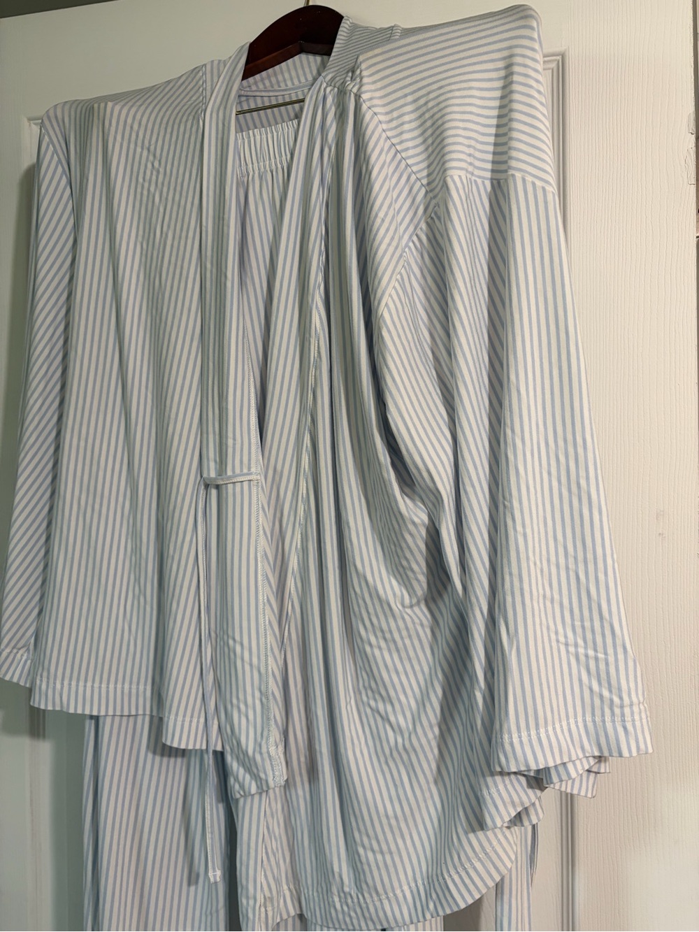 Lake Light blue striped Modal pajama/ Komodo set - Picture 4 of 6